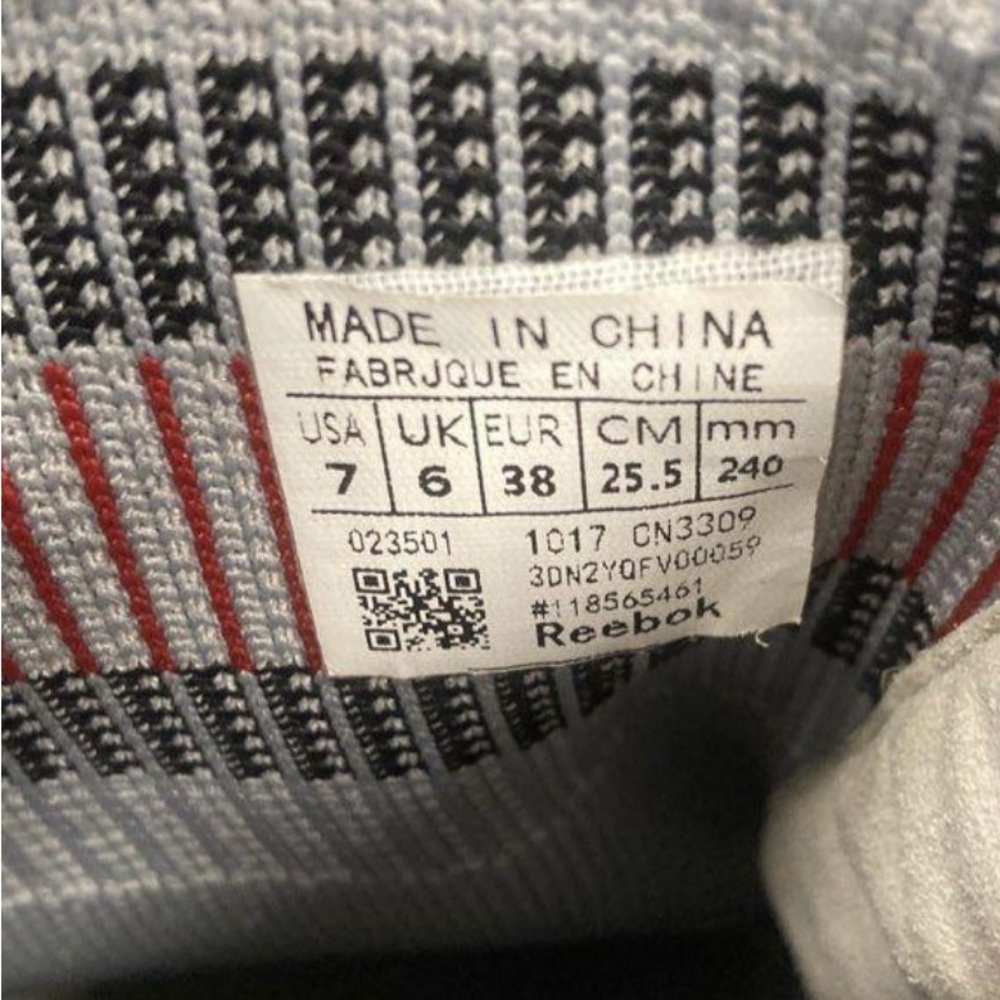 Vetements Gray and Black Athletic Socks - Picture 5 of 6